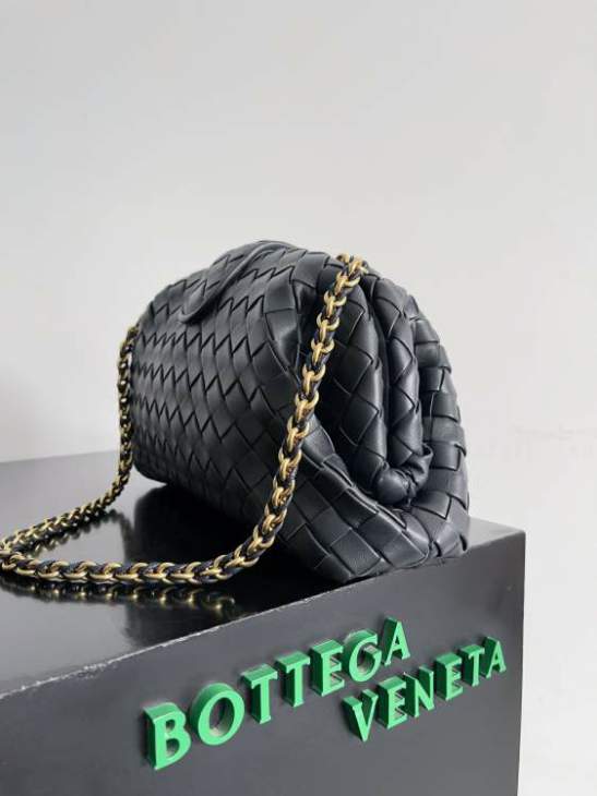 Picture of Bottega Veneta Handbags _SKUfw184063780fw